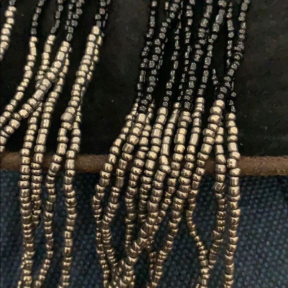 NWOT Beaded black and grey/silver long necklace - Picture 3 of 4